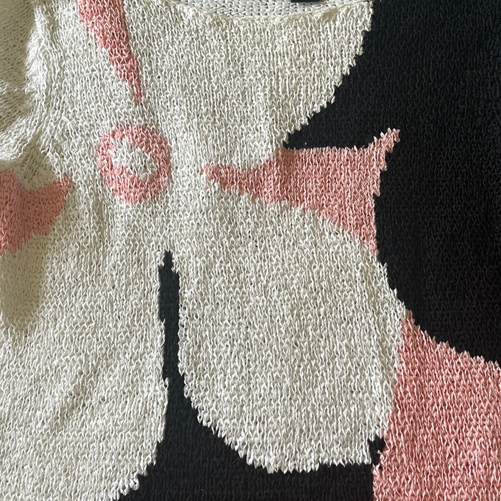 Nice sweater !!